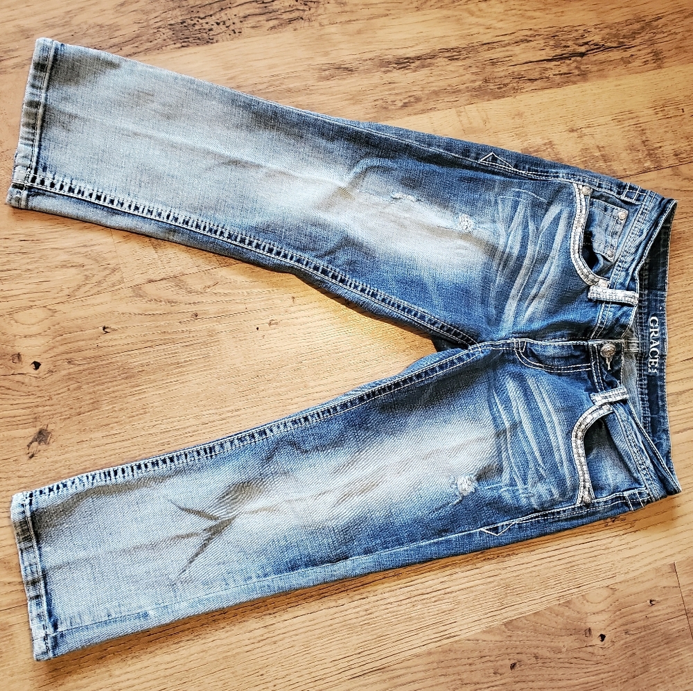 Grace in La crop jeans.. size 29